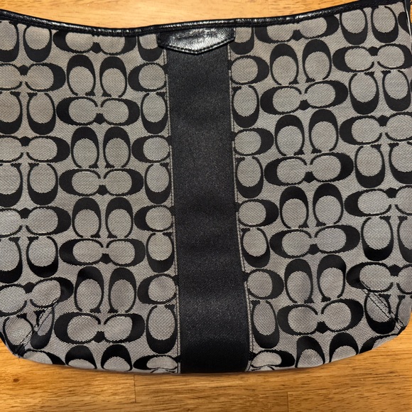 Coach Signature Monogram Handbag in Grey Black Canvas with Shoulder Strap - Picture 3 of 11